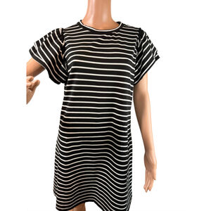 Women's GRACE + KARMA Black White Striped Above Knee Dress Sm Ruffled Sleeves